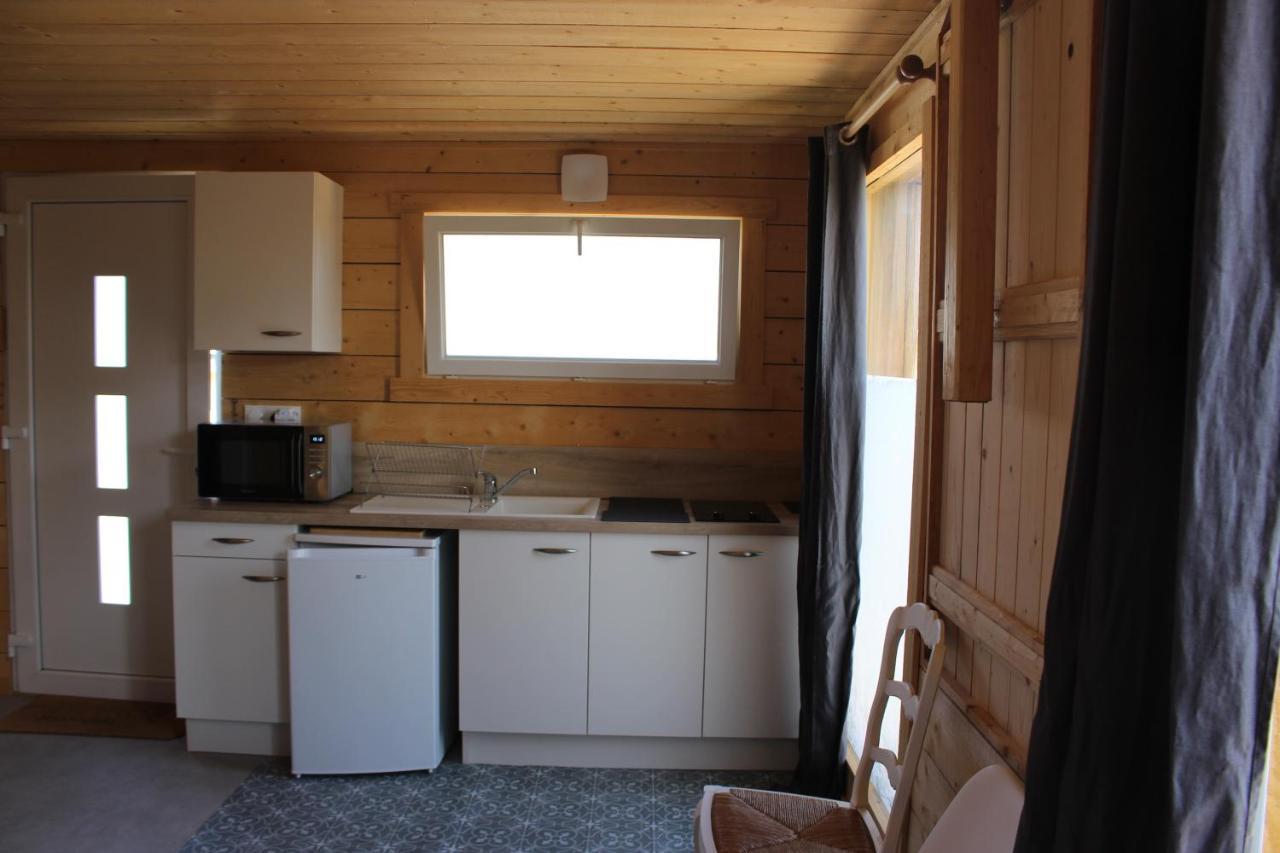 بيرو جْييريك Tiny House Dans Jardin Arbore المظهر الخارجي الصورة